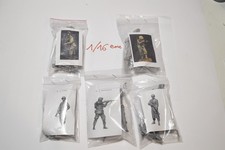 1/16 Lot figurines résine non