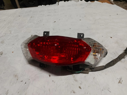 Feu arriere peugeot 125 - arriere,