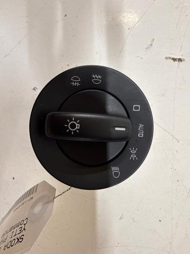 Commande phare skoda - commande,