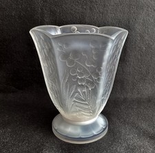 Etling France Signed Art Deco Frosted and Opalescent Art Glass Vase #12