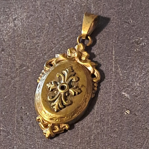 Ancien medaillon pendentif - ancien,