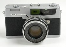 Petri 7 S Circle Eye System Rangefinder 35mm Film Camera 45mm f/1.8