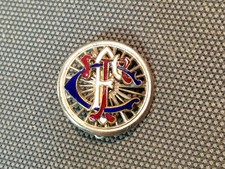 Ancien insigne badge émaillé