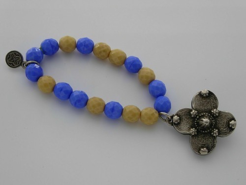 Très joli bracelet créateur - très,