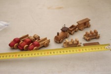 lot petit camion et train  en