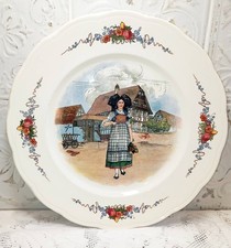 Vintage France - Obernai Round Sarreguemines Earthenware Dish - Alsatian Decorations