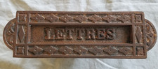 Ancienne entrée de boite à