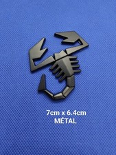 Autocollant en métal avec