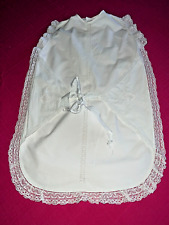 Ancienne gigoteuse ou nid