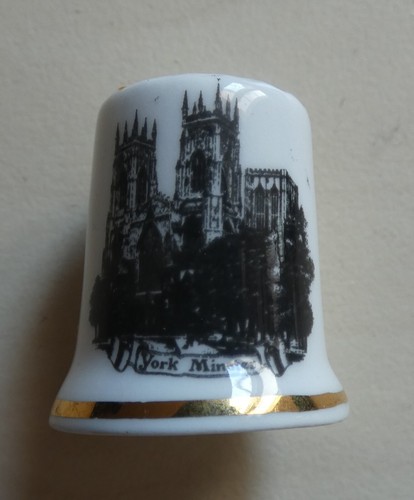 Dé coudre porcelaine - en,
