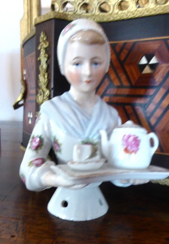 Half doll grande - half,