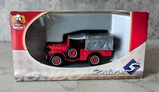 Solido 1/43 - Dodge Command Car - Firefighter / Fire Department - Red - Boxed