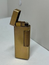 Joli Briquet Dunhill  Made in Switzerland Modèle Rollagas Vintage Doré Texturé