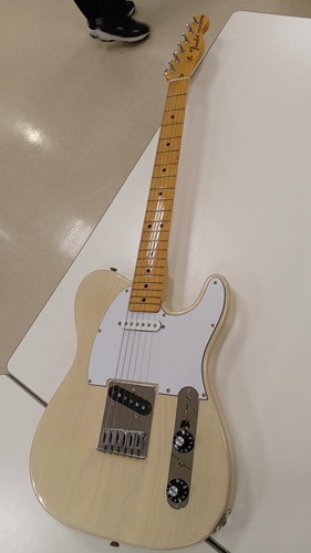 Guitare électrique fender - guitare,