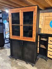 Vitrine ou Bibliothèque