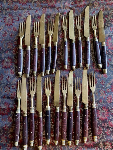 Fourchettes 11 couteaux - et,