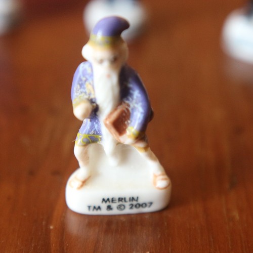 Ancienne feve disney merlin - merlin, l'