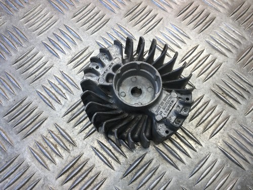 Volant moteur tronçonneuse - moteur,