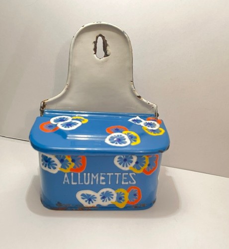 Ancienne boîte allumettes