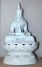 Sculpture bouddha en porcelaine céladon Asiatique