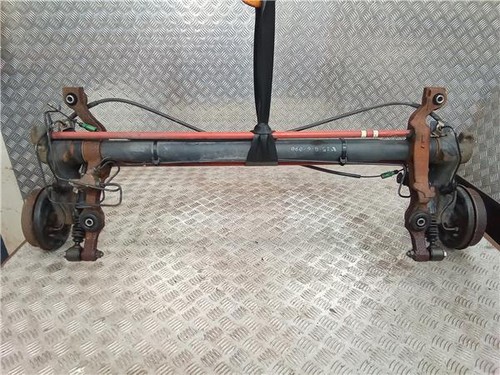 Essieu arriere citroen saxo - essieu,