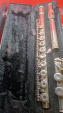 Yamaha Model 281 Open Hole Flute with Case – Decent Condition