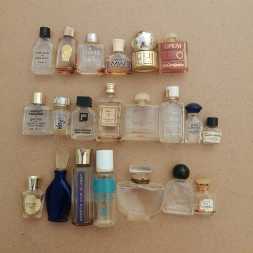 Lot bouteilles de parfum - lot,