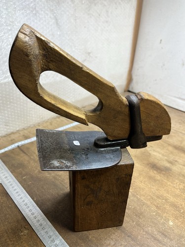 Herminette étrier ancien - à,