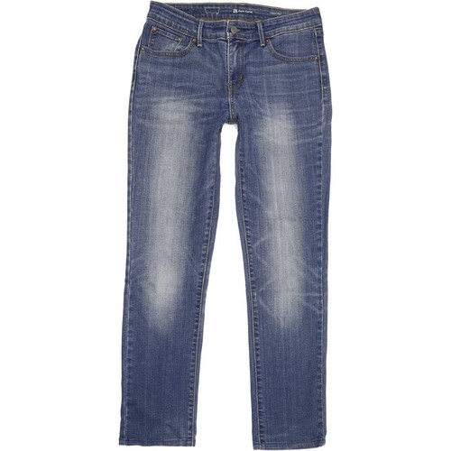 Levi demi curve - demi,
