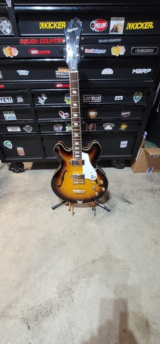 Epiphone casino semi - epiphone, semi-hollow