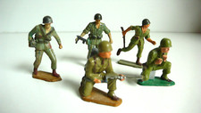 SMALL SOLDIERS STARLUX 5 PLASTIC INFANTRYMEN Ht 60mm GOOD CONDITION 1958