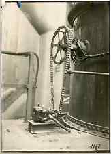 Vintage Silver Print Industrial Machine.  Silver print d&#039;era 