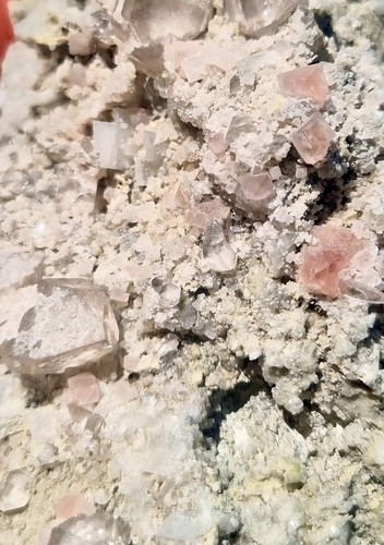 Pink fluorite quartz fluorine - fluorite,