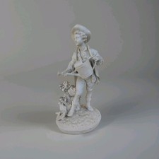 Groupe en Porcelaine Signé