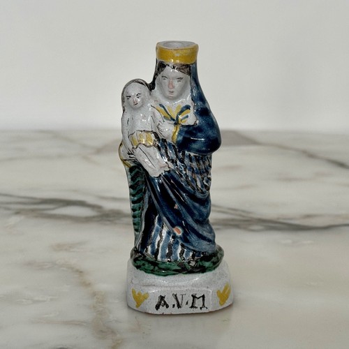 Petite vierge enfant - à, l'enfant