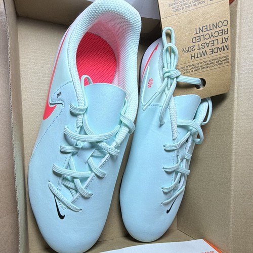 Nike chaussures football à - de,