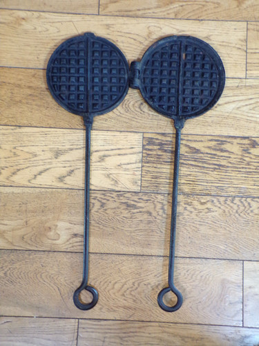 Ancien moule gaufre oublie - à,