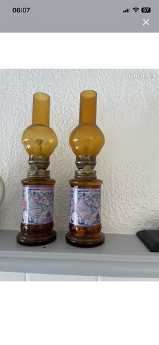 Lampe pétrole à - lampe,