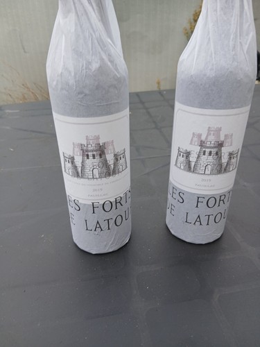Vin chateaux tour - de,
