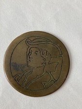 MEDAILLE EN BRONZE SIGNE CECIL