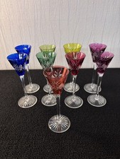 Lot 9 verres à liqueur en