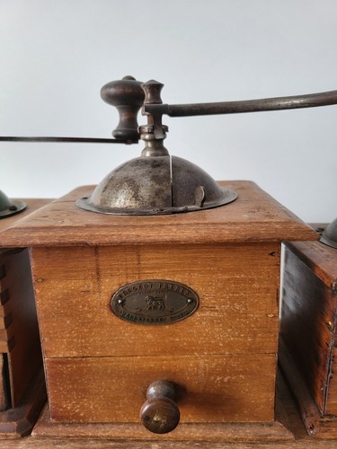 Vintage peugeot frères coffee - peugeot,
