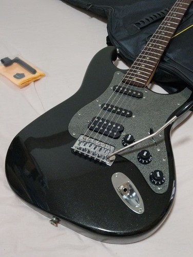 Guitare électrique squier - électrique,
