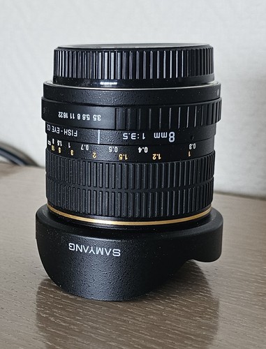 Objecti samyang 8mm - pour, sony