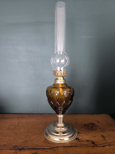Ancienne lampe pétrole - ancienne, À