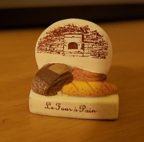Fève four à pain - fève,