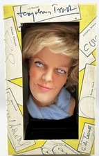 Starfan's - Petula Clark Bust - New in Box