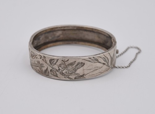 Ancien bracelet jonc ouvrant