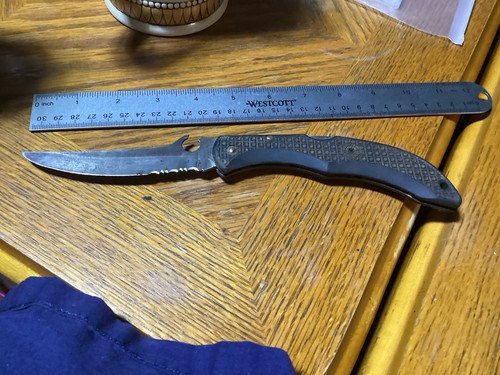 Damaged vintage spyderco seki - damaged,