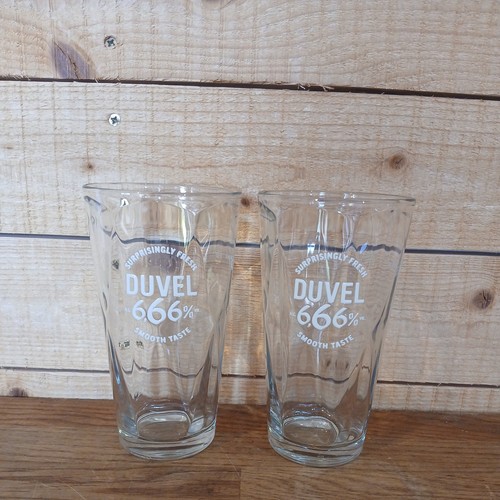 Two duvel glasses - two,